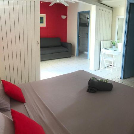Studio Azur -Tartane 100M De La Plage- Piscine Ла-Трините Экстерьер фото